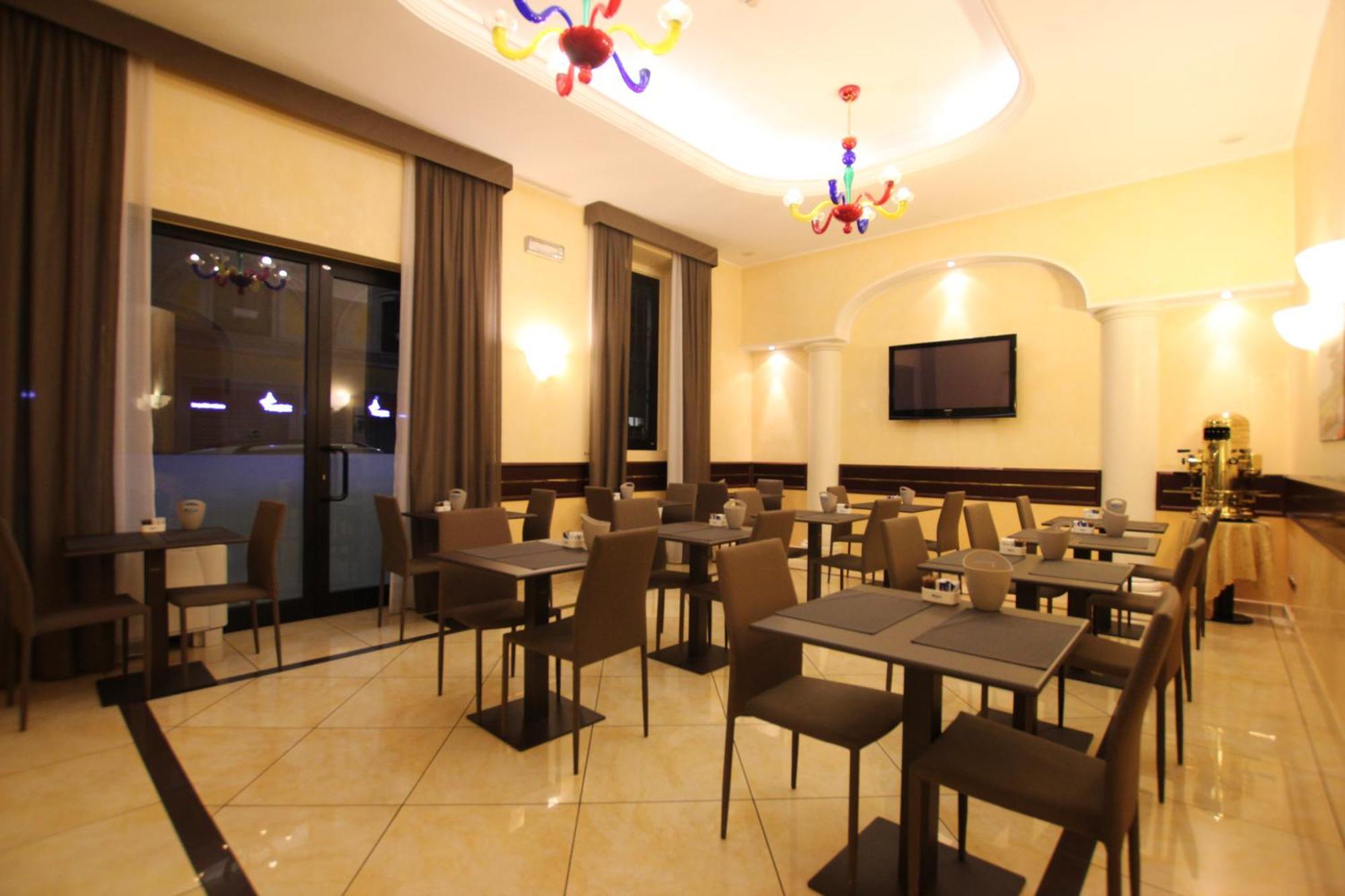 Mokinba Hotels Baviera Milano Esterno foto