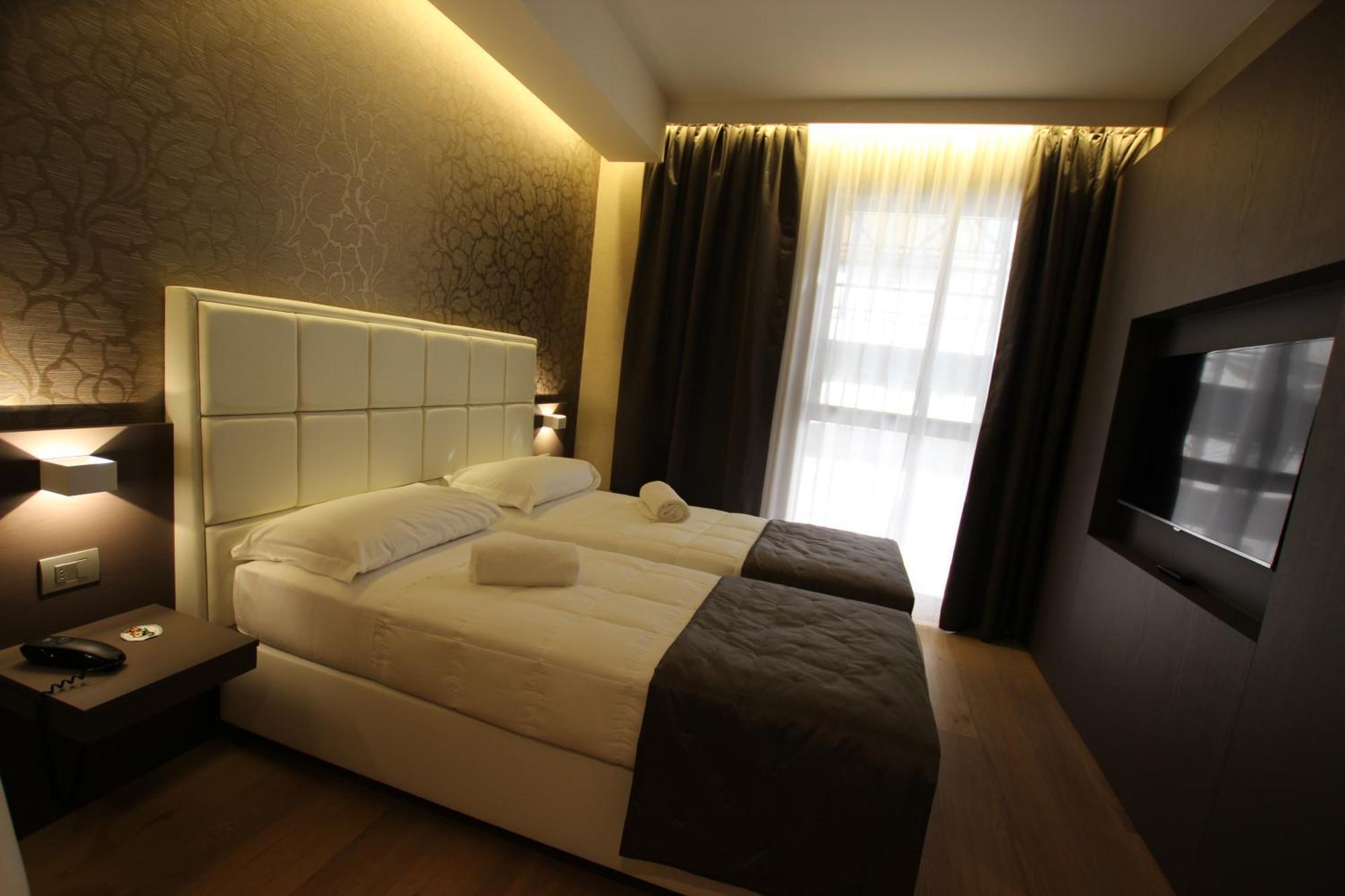 Mokinba Hotels Baviera Milano Camera foto