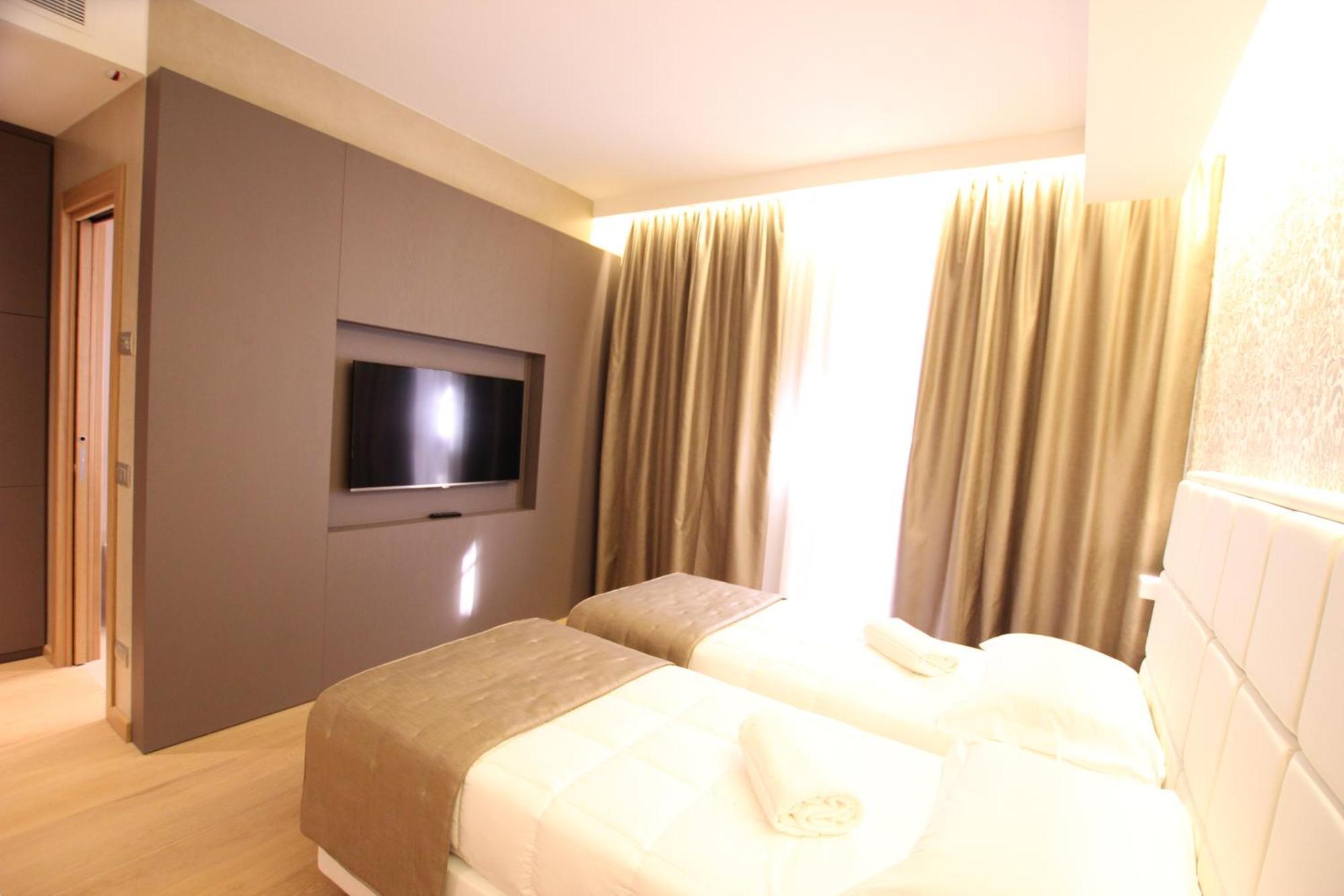 Mokinba Hotels Baviera Milano Camera foto