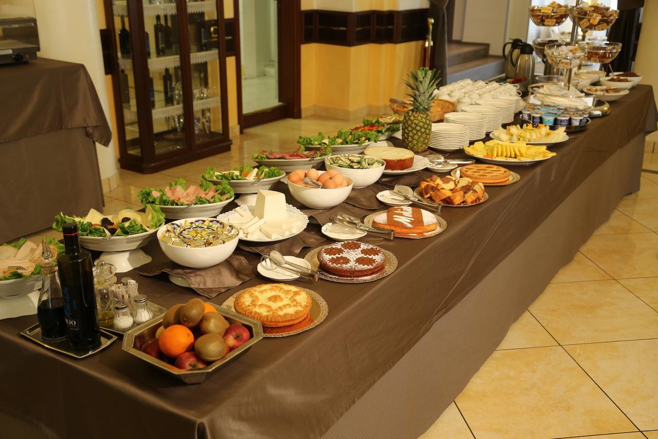 Mokinba Hotels Baviera Milano Esterno foto